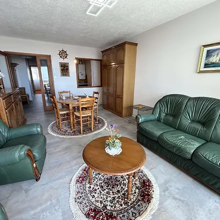 2 Pieces Avec Balcon A 50m De La Mer Pour 6 Personnes - Fr-1-224c-264 Apartment *