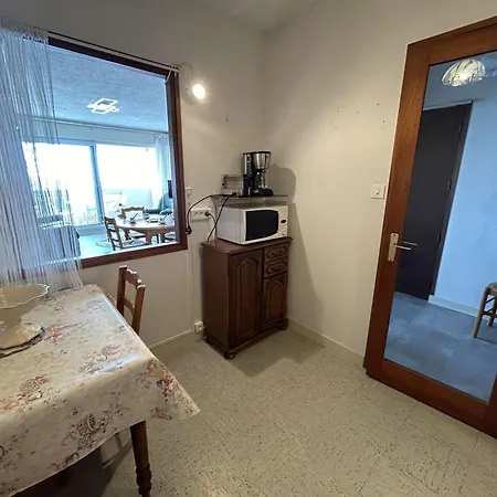 2 Pieces Avec Balcon A 50m De La Mer Pour 6 Personnes - Fr-1-224c-264 Apartment *